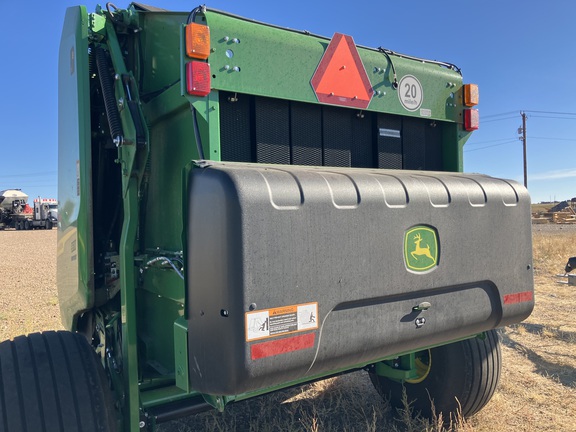 2025 John Deere 561M Baler/Round