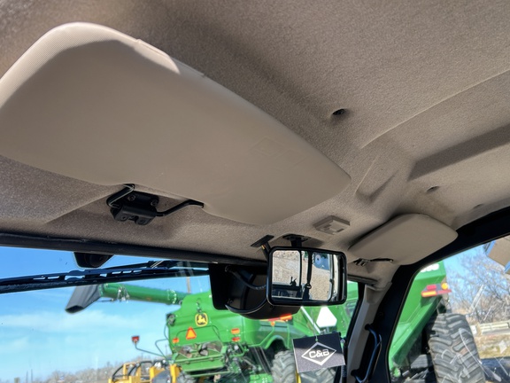 2023 John Deere XUV 835R ATV