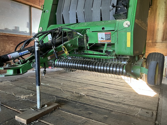 2004 John Deere 567 Baler/Round