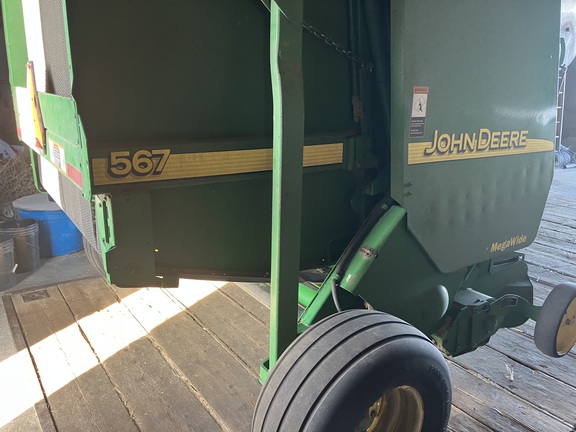 2004 John Deere 567 Baler/Round