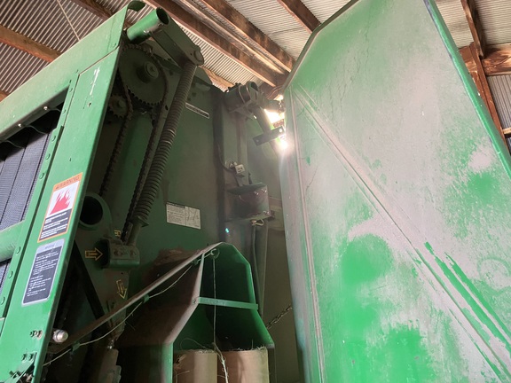2004 John Deere 567 Baler/Round