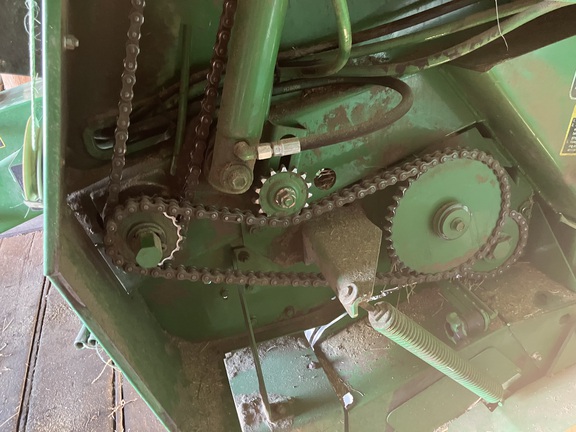 2004 John Deere 567 Baler/Round