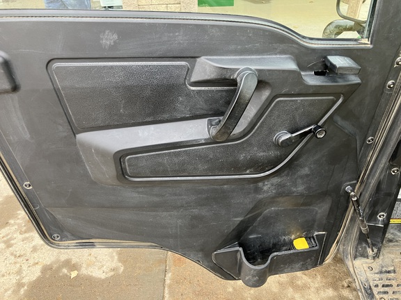 2020 John Deere XUV 835M ATV