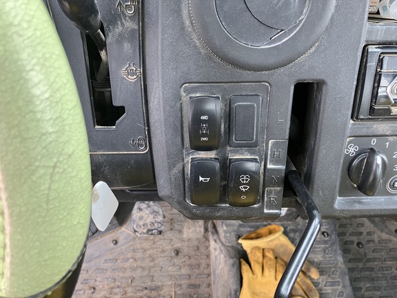 2020 John Deere XUV 835M ATV