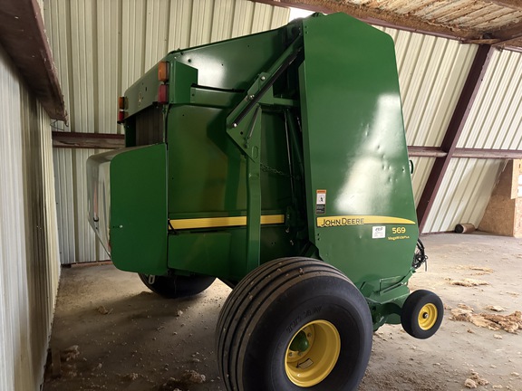 2017 John Deere 569 Baler/Round