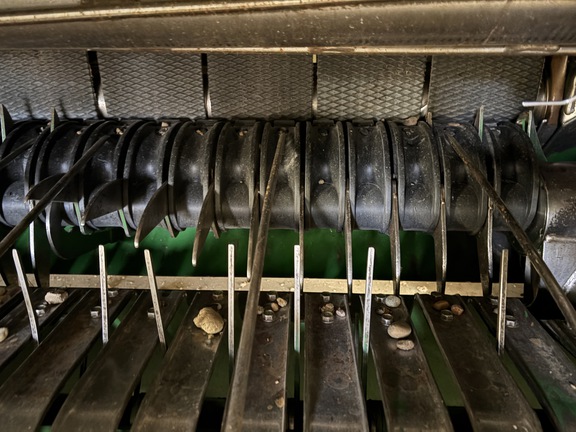 2017 John Deere 569 Baler/Round