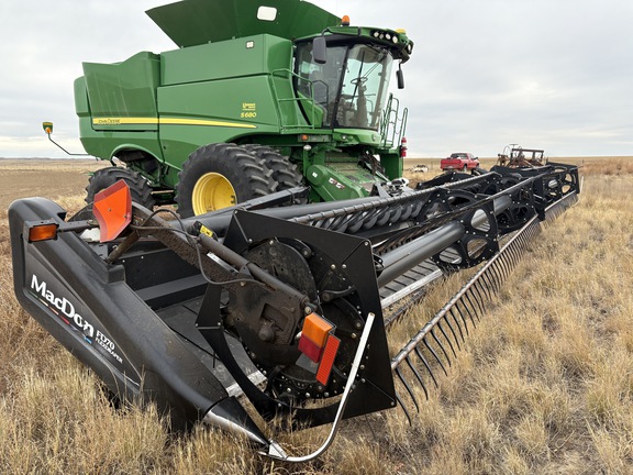 2011 MacDon FD70-45 Header Combine