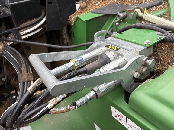 2011 MacDon FD70-45 Header Combine