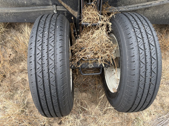 2011 MacDon FD70-45 Header Combine