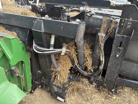 2011 MacDon FD70-45 Header Combine