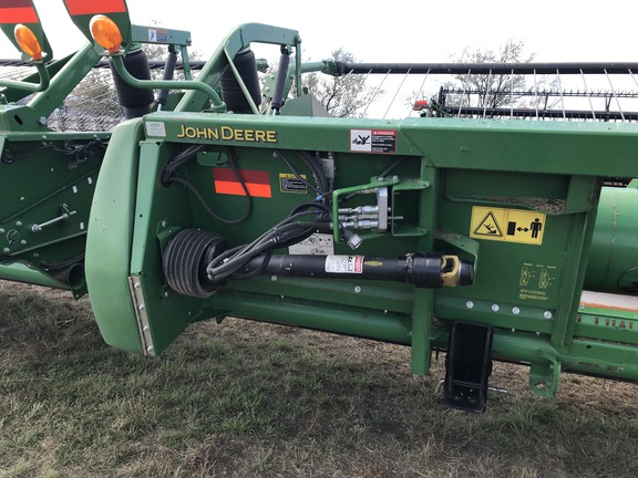 2017 John Deere 615P Header Combine