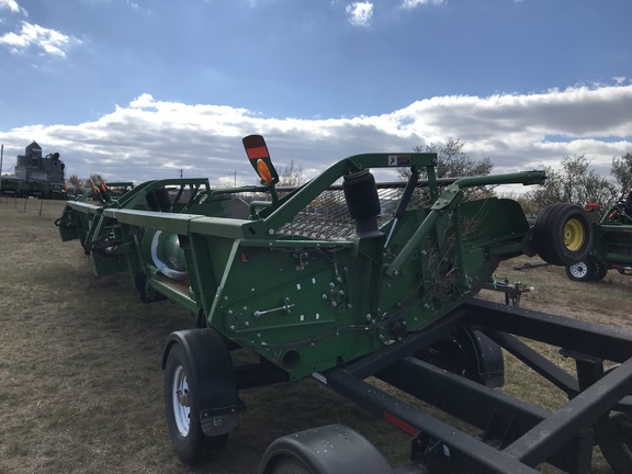 2017 John Deere 615P Header Combine