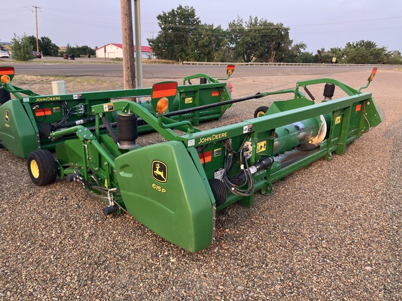2017 John Deere 615P Header Combine