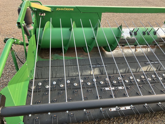 2017 John Deere 615P Header Combine