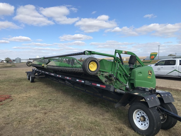 2017 John Deere 615P Header Combine