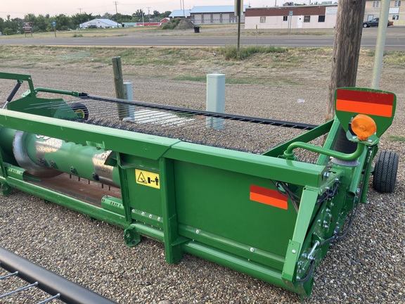 2017 John Deere 615P Header Combine
