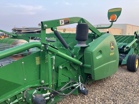 2017 John Deere 615P Header Combine