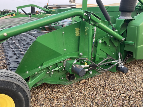 2017 John Deere 615P Header Combine