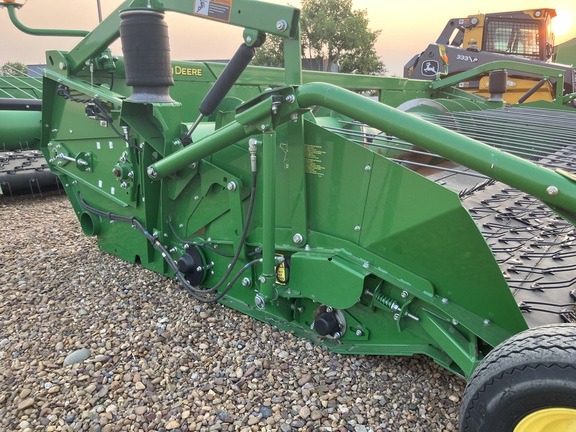 2017 John Deere 615P Header Combine