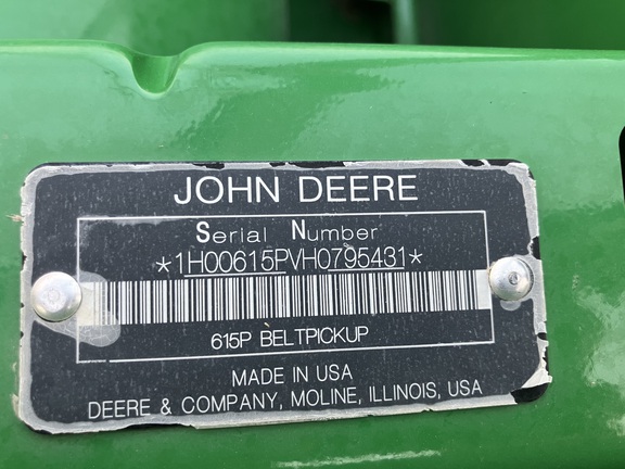 2017 John Deere 615P Header Combine