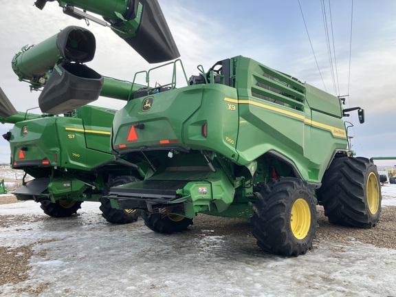 2025 John Deere X9 1000 Combine