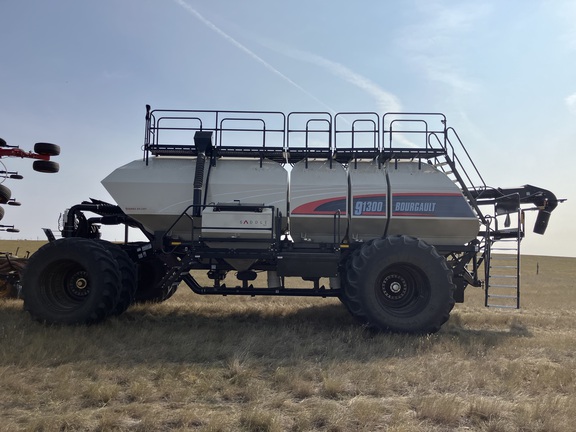 2023 Bourgault 3335/91300 Air Seeder