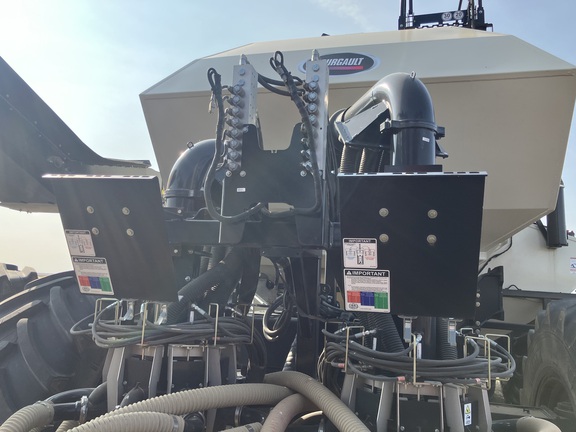 2023 Bourgault 3335/91300 Air Seeder