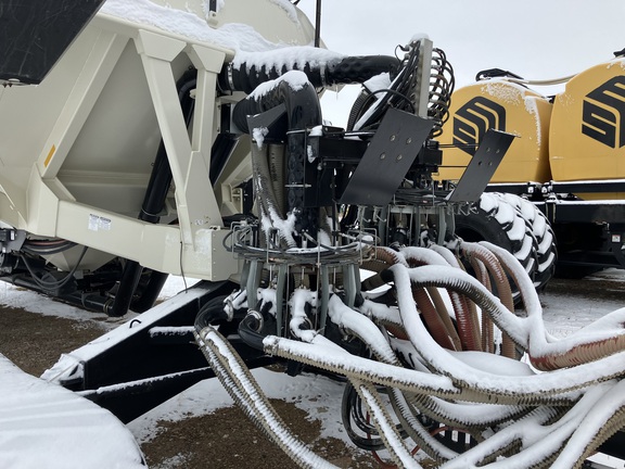 2017 Bourgault 3420-80/7950 Air Seeder