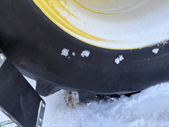 2015 John Deere S680 Combine