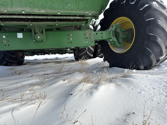 2015 John Deere S680 Combine