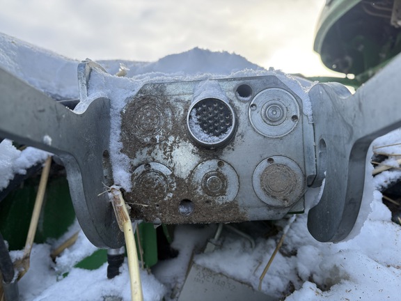 2015 John Deere S680 Combine