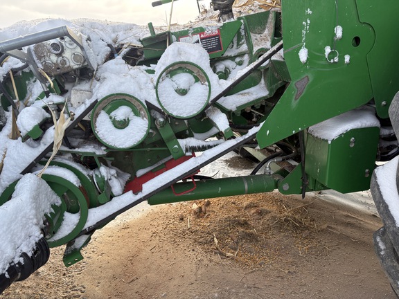 2015 John Deere S680 Combine