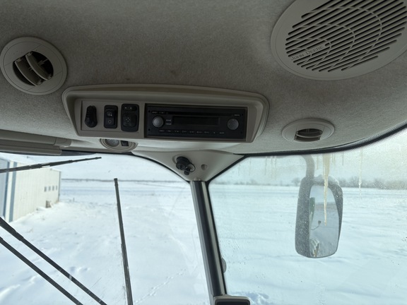 2015 John Deere S680 Combine