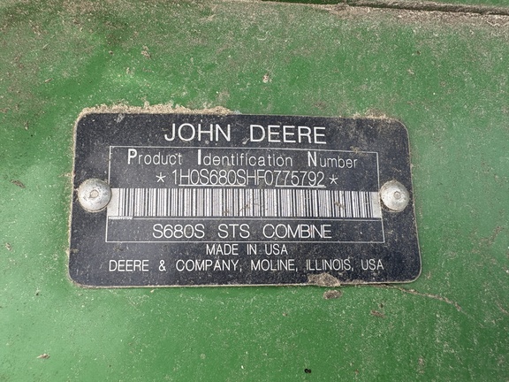 2015 John Deere S680 Combine