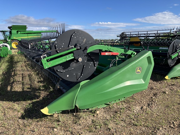 2025 John Deere HDF 50 Header Combine