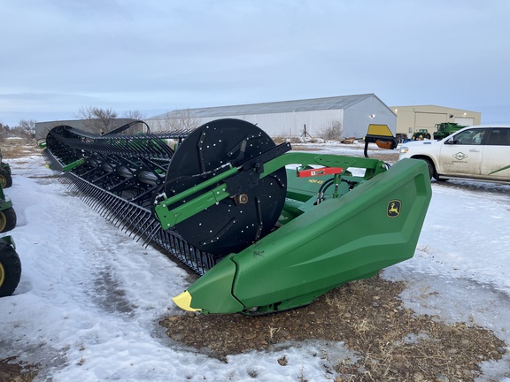 2025 John Deere HDR 45 Header Combine