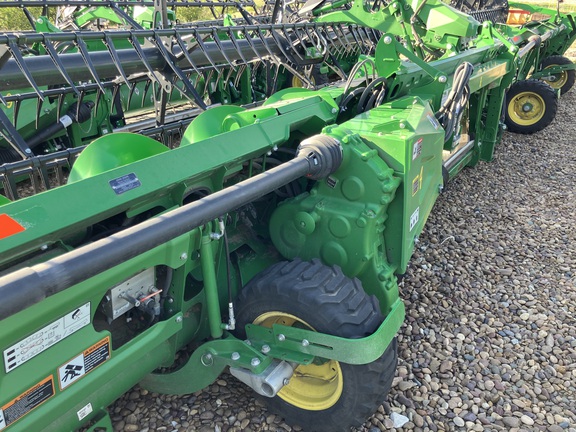 2025 John Deere HDR 45 Header Combine