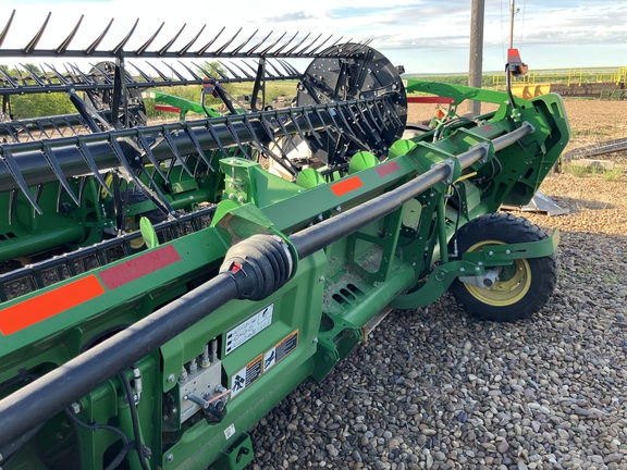 2025 John Deere HDR 45 Header Combine