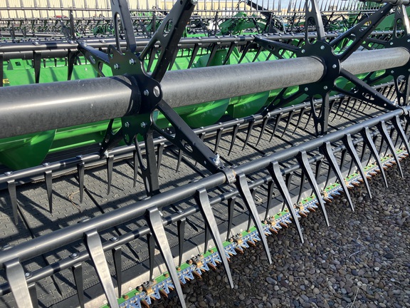 2025 John Deere HDR 45 Header Combine
