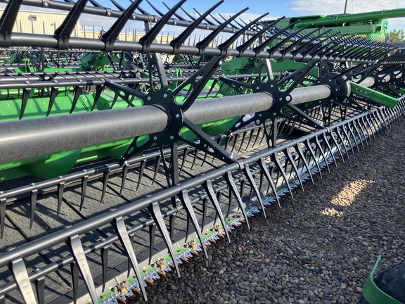 2025 John Deere HDR 45 Header Combine