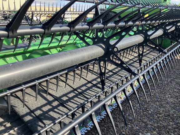2025 John Deere HDR 45 Header Combine