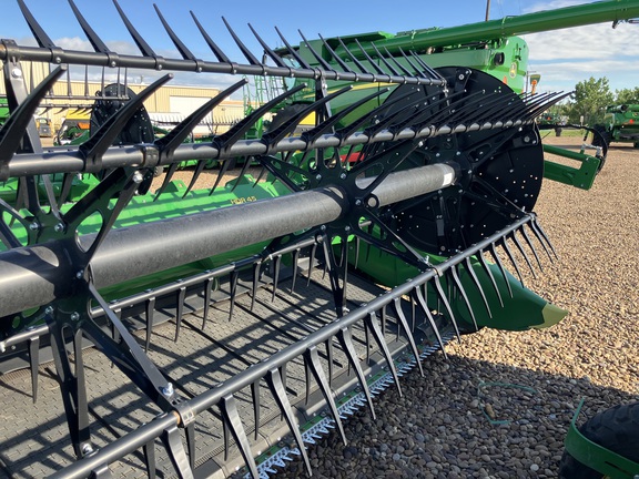 2025 John Deere HDR 45 Header Combine