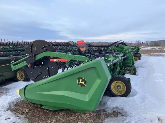 2025 John Deere HDR 45 Header Combine