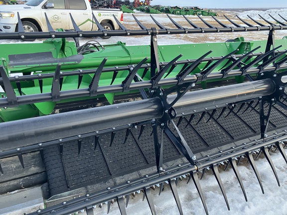 2025 John Deere HDR 45 Header Combine