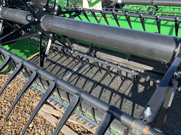 2025 John Deere HDR 45 Header Combine