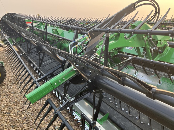 2025 John Deere HDR 45 Header Combine