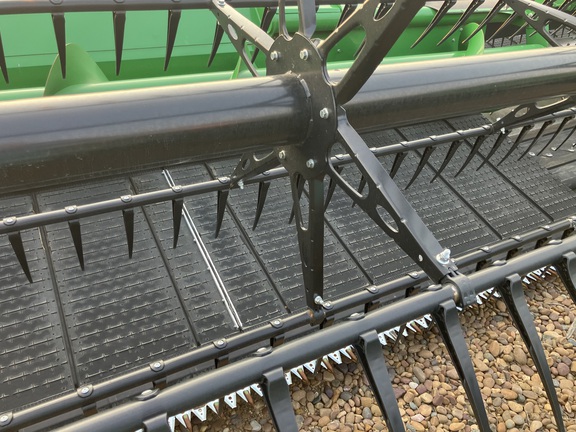 2025 John Deere HDR 45 Header Combine