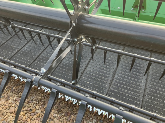 2025 John Deere HDR 45 Header Combine