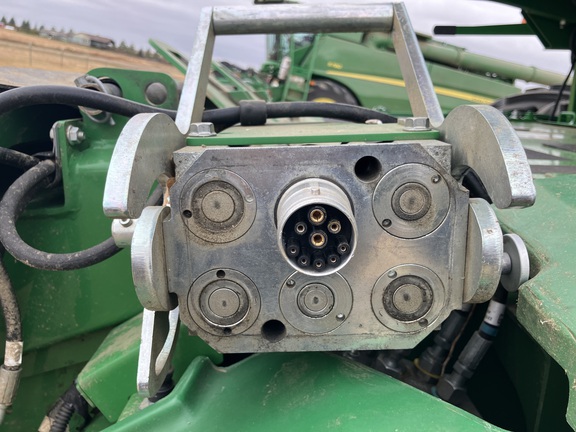 2023 John Deere S780 Combine