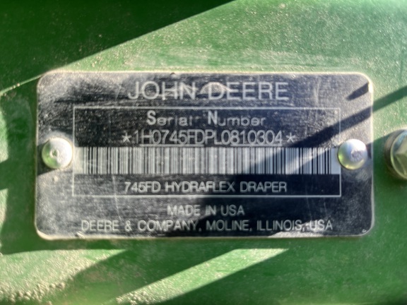 2020 John Deere 745FD Header Combine